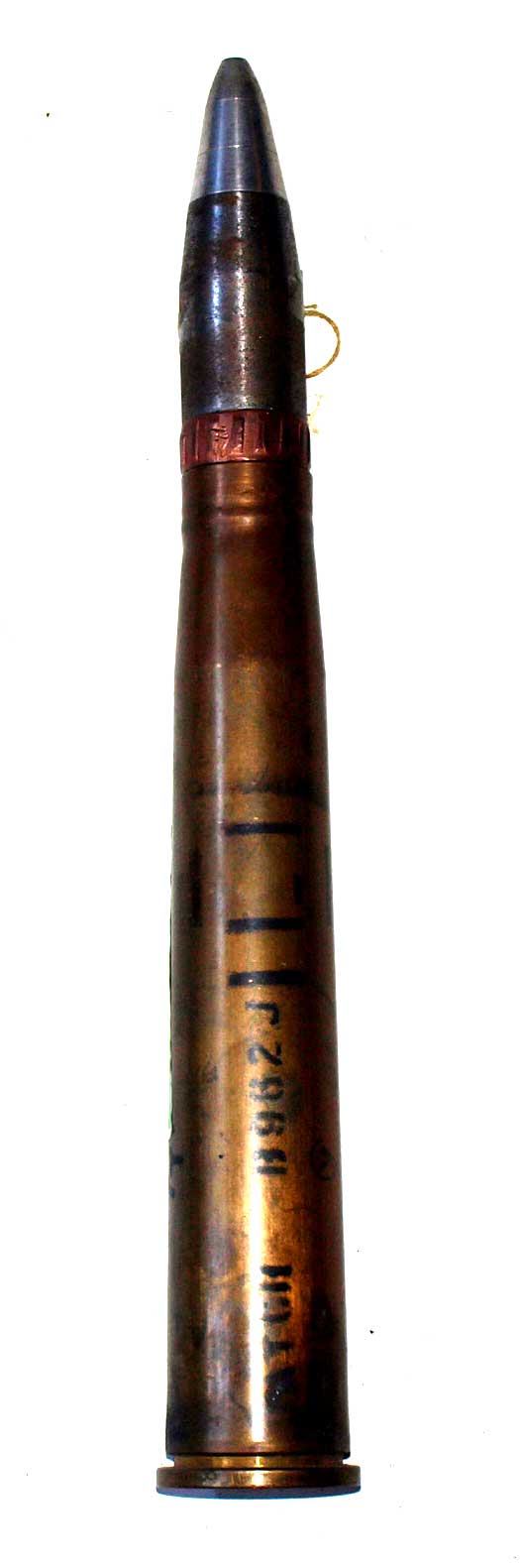40mm Bofors shell and case-inert £85